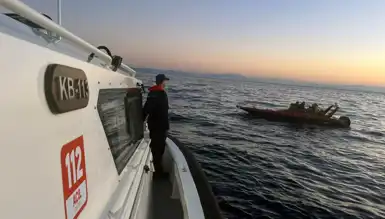 Akdeniz'de 20 Göçmen Kurtarıldı