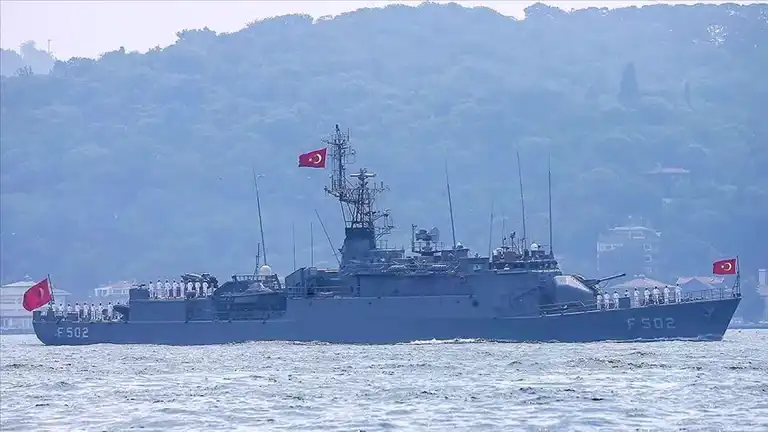 Türk Savaş Gemileri KKTC'de Ziyaretçilere Açık